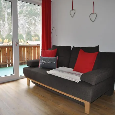 In Steeg In A Beautiful Setting Apartmán *